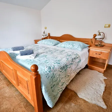 Farm Stay Peternelj Ilirska Bistrica Chambre photo
