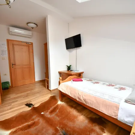Farm Stay Peternelj Ilirska Bistrica Chambre photo
